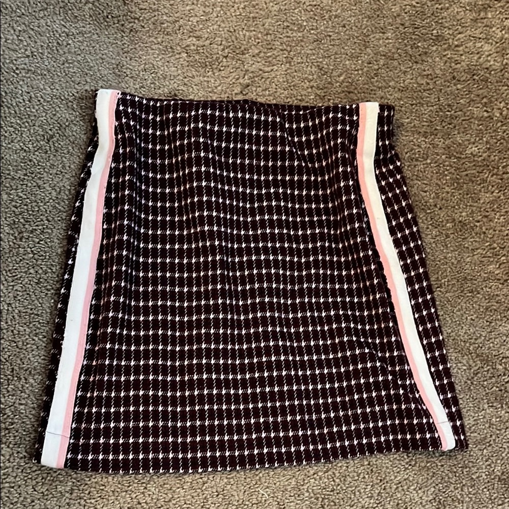 Forever 21 Black and White Mini Pencil Skirt